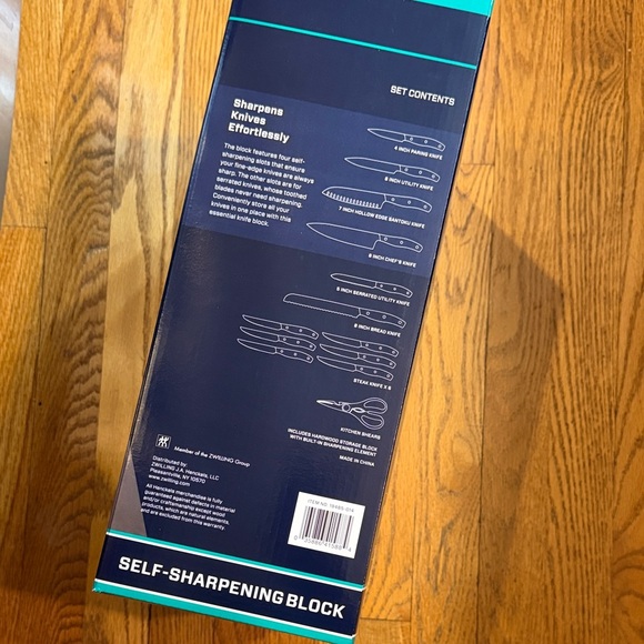 Henckels Self-Sharpening Knife Block Set - Black and Silver-14 pieces NEW - Picture 2 of 7